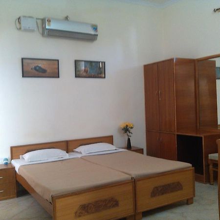 Ranthambhore Tiger Home Sawai Madhopur Exterior photo
